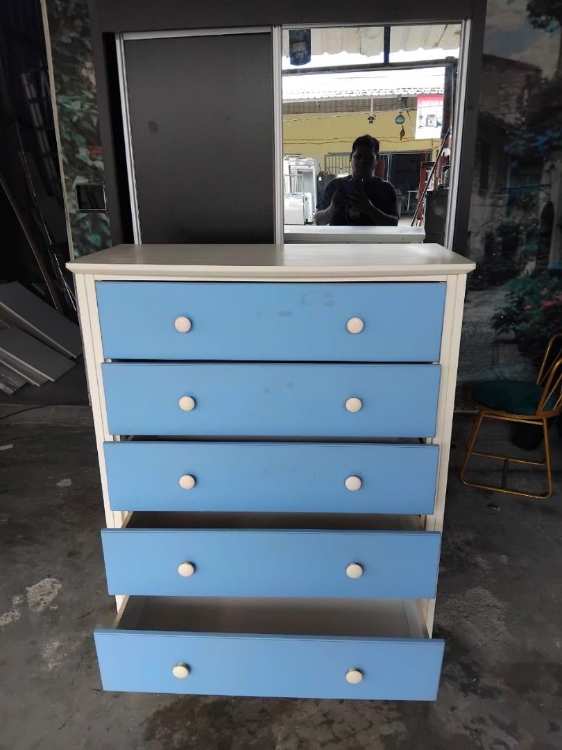 Chest drawer (Category: Shelves, Cabinets & Racks) located in Kajang. Submitted by sharifahideris76 (Listing ID 1450735681, Image 2). Description: .