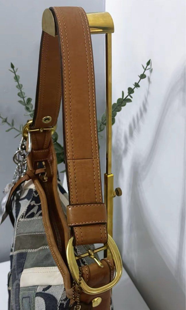 Coach Denim Patch Bucket Bag (Category: Luxury Bags & Wallets) located in Digos. Submitted by tindahannipre (Listing ID 1445273427, Image 3). Description: -needs cleaning on some suede part -no noticeable flaw -rare.