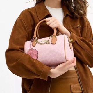 （分類：）位於 。 由 bellezza. 提交（商品編號 1450615526，圖片 1）。簡介： 。