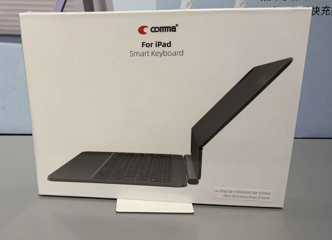 Comma Smart Keyboard for ipad pro 13