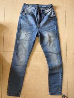 （分類：）位於 。 由 ivanmok369 提交（商品編號 1450552909，圖片 1）。簡介： 。