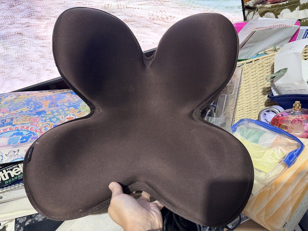 DARK BROWN EXCELLENT POSTURE SEAT (Category: Braces, Support & Protection) located in Sablan. Submitted by gongonshelley12 (Listing ID 1450717295, Image 1). Description: 450 ONLY DARK BROWN IN ACTUAL POSTURE SEAT SUPER EXCELLENT.