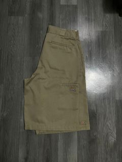 (Category: ) located in . Submitted by thrift2jeru (Listing ID 1450623282, Image 1). Description: .
