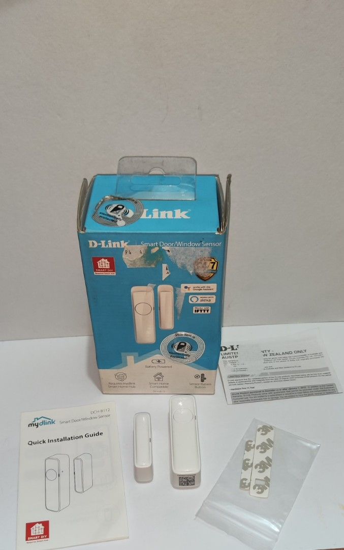 D-Link Smart Door Window Sensor ( original australian brand) (Category: Peephole Viewers & Doorbells) located in Pasig City. Submitted by realistic28 (Listing ID 1450568151, Image 1). Description: Declutering — padala galing ibang bansa good condition hindi alam pano gamitin may kaylangan pa ata siya na iba search nyo nlng.