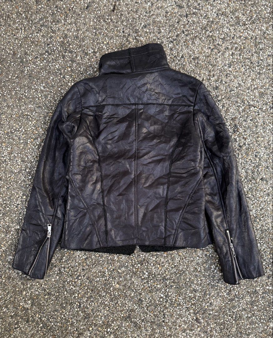 Egoist Faux Leather Asymmetrical Jacket (Category: Coats, Jackets and Outerwear) located in Quezon City. Submitted by though.bare (Listing ID 1450572121, Image 2). Description: Fits on S up to M for Women In good, worn condition. No major flaws. Width : 18" Length : 22" Sleeve : 23.5" Shoulder : 15" No when-worns. Listings not marked sold/reserved are available. These are preloved/used items, manage expectations. Visit my profile for more! .