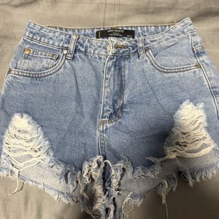 (Category: ) located in . Submitted by prelovedjenn13 (Listing ID 1450654477, Image 1). Description: .