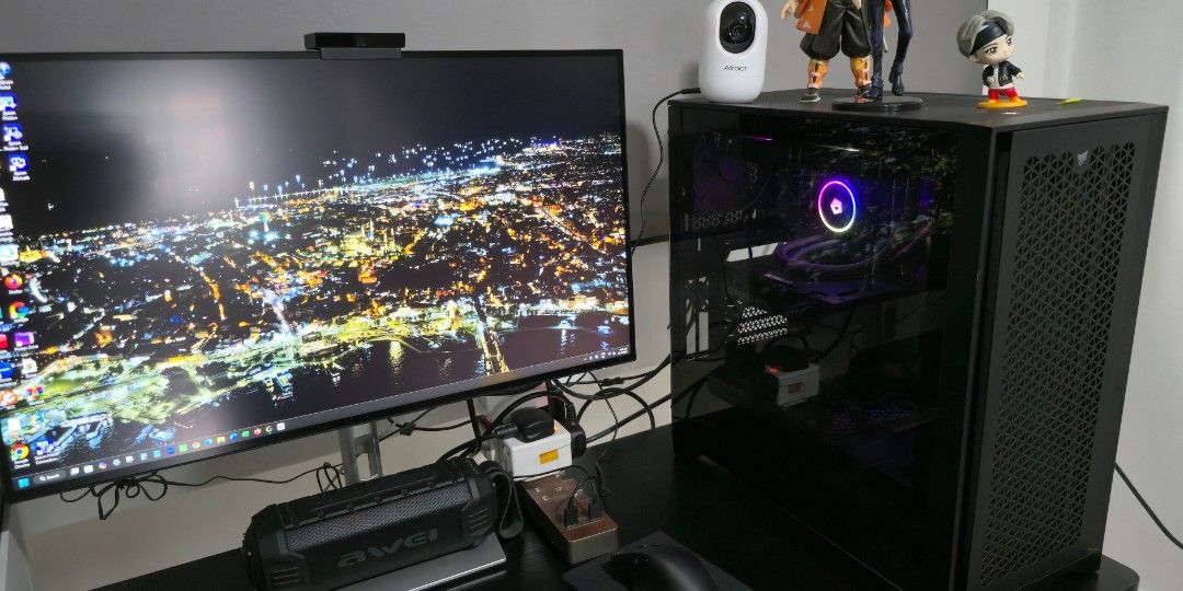 Gaming PC Tower with RGB Lighting513512794280448001