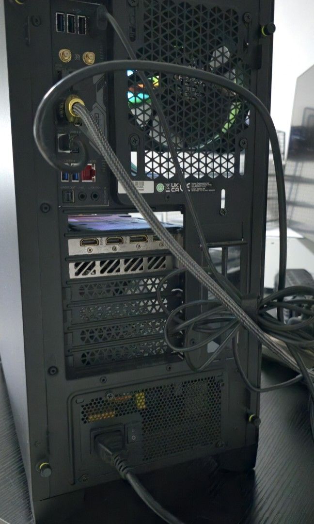 Gaming PC Tower with RGB Lighting513512794280448004