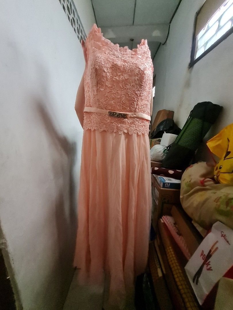 Gaun pesta wanita pink salem (Kategori: Gaun & Rok) berada di Jakarta Barat. Dikirim oleh devil43291 (ID iklan 1450663341, Gambar 1). Deskripsi: barang hanya pernah dipakai sekali. minus hanya di hiasan depan dan ujung resleting karatan. bisa nego..