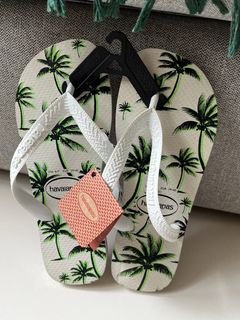 （分類：）位於 。 由 mustardsplashland 提交（商品編號 1450541569，圖片 1）。簡介： 。
