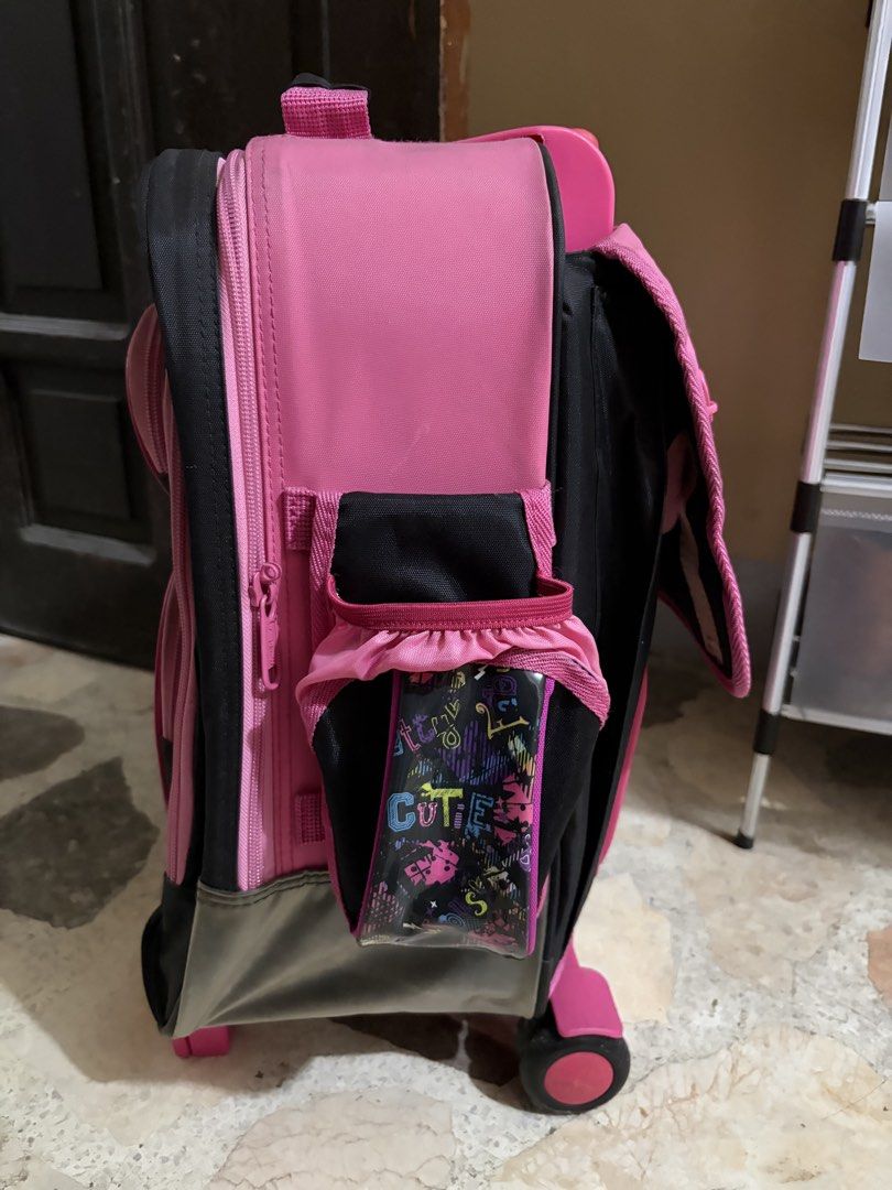 HAWK puffy & sparky trolley bag (Category: Luggage) located in Marikina City. Submitted by mifthrifs (Listing ID 1450594579, Image 3). Description: no tears or scratches, just needs a wash. used but not abused. all zippers, wheels, and the handle are fully functional with no issues. - rfs: decluttering - mop: gcash or gotyme - mod: lalamove / j&t - meetup: near marikina pasig station 📍marikina, lower antipolo proceeds will go to feeding stray ca