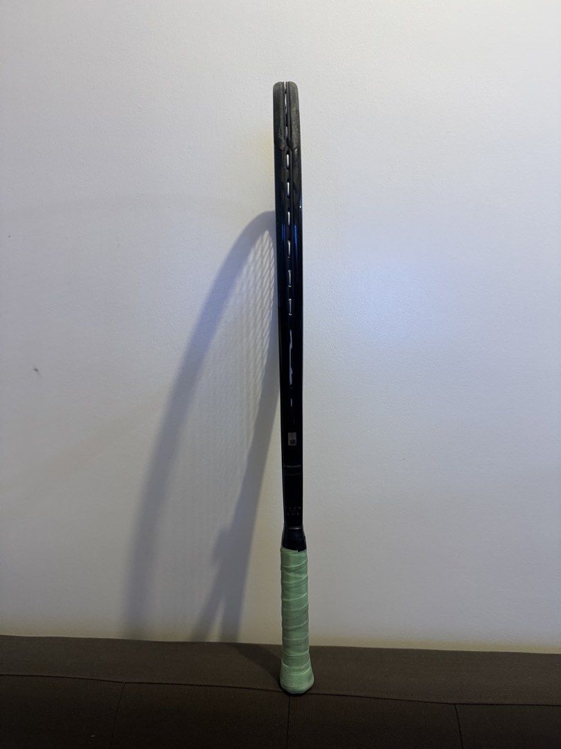 Head Gravity Tennis Racket (Category: Racket and Ball Sports) located in Paranaque City. Submitted by _albert_ (Listing ID 1450727945, Image 3). Description: .