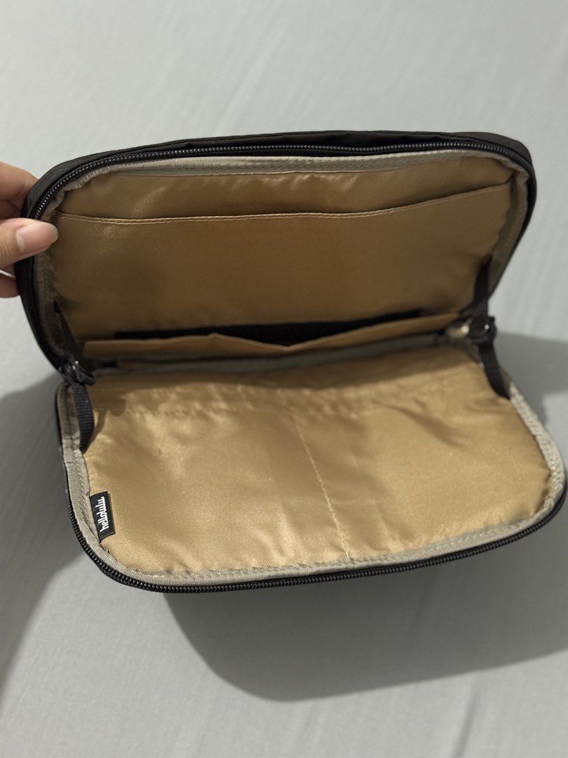 HELLOLULU Essentials Bag in Black (Category: Belt bags, Clutches and Pouches) located in Quezon City. Submitted by hilligna (Listing ID 1450563616, Image 3). Description: Brandnew.