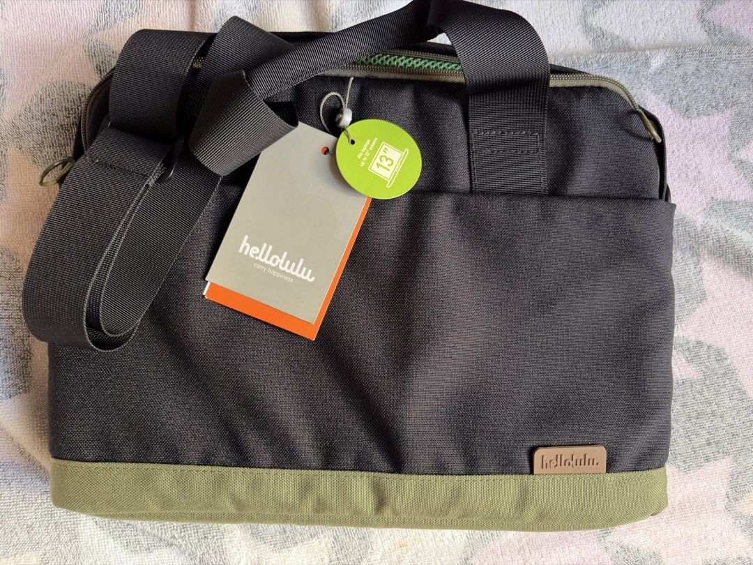 Hellolulu Laptop Bag (Category: Laptop Bags & Sleeves) located in Manila. Submitted by anabanana.23 (Listing ID 1450623107, Image 1). Description: Location: Sampaloc, Manila Brand New Hellolulu Laptop Bag - Tags still included - multiple pockets and padded - Fits a 13 inch laptop.