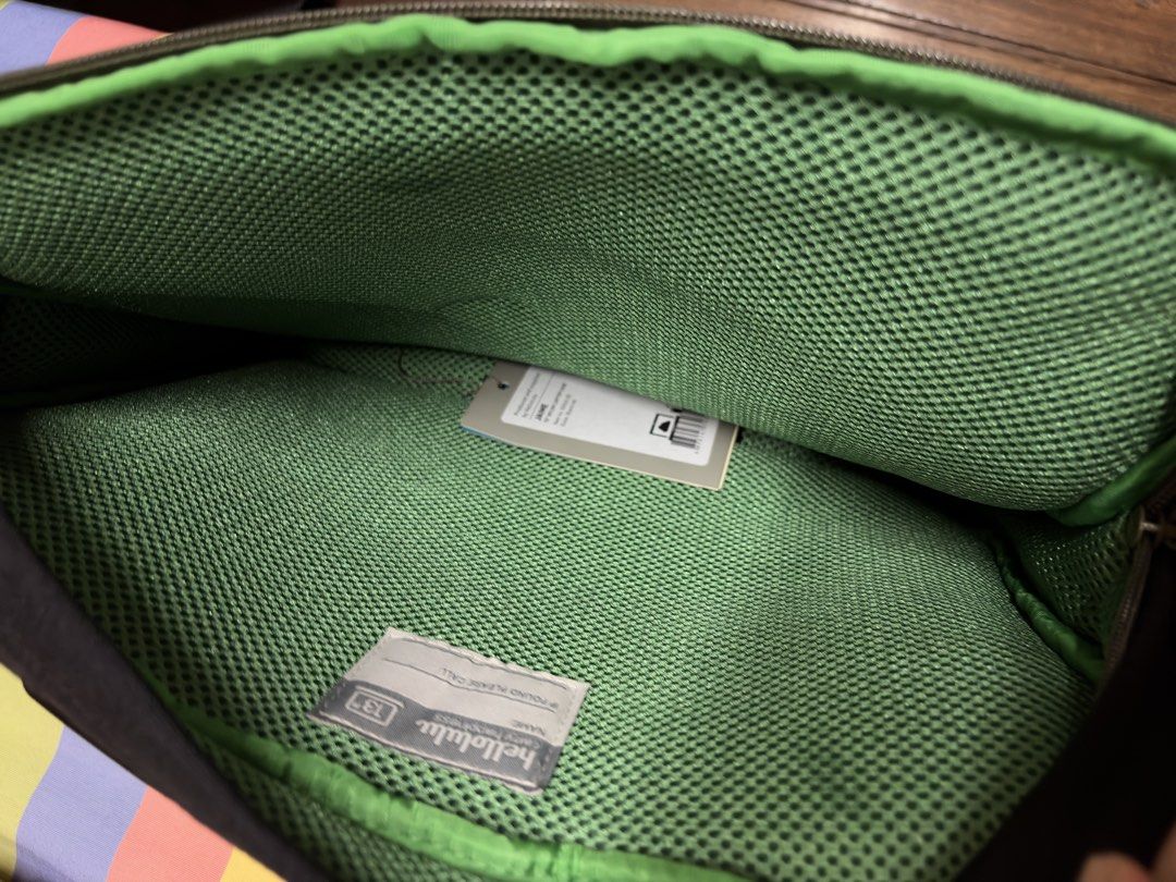 Hellolulu Laptop Bag (Category: Laptop Bags & Sleeves) located in Manila. Submitted by anabanana.23 (Listing ID 1450623107, Image 2). Description: Location: Sampaloc, Manila Brand New Hellolulu Laptop Bag - Tags still included - multiple pockets and padded - Fits a 13 inch laptop.