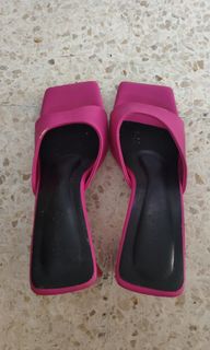 (Kategori: ) berada di . Dikirim oleh purplequartz (ID iklan 1450623944, Gambar 1). Deskripsi: .