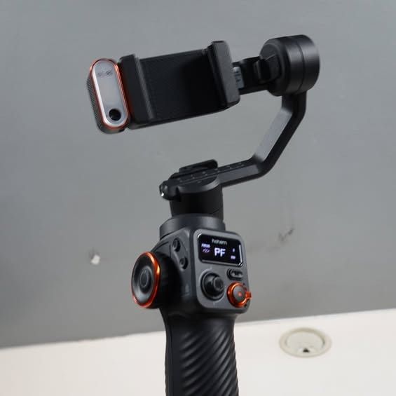Hohem i Steady M6 Smartphone Gimbal (Category: Gimbals & Stabilizers ) located in Rizal. Submitted by epektuz_lab (Listing ID 1450581693, Image 2). Description: Used 2x (Like New). Payment Methods: GCash, Maya, or BPI 📦 Shipping fee is at the buyer’s expense. 🚚 The buyer will book and arrange the shipping..