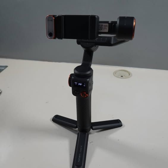 Hohem i Steady M6 Smartphone Gimbal (Category: Gimbals & Stabilizers ) located in Rizal. Submitted by epektuz_lab (Listing ID 1450581693, Image 1). Description: Used 2x (Like New). Payment Methods: GCash, Maya, or BPI 📦 Shipping fee is at the buyer’s expense. 🚚 The buyer will book and arrange the shipping..
