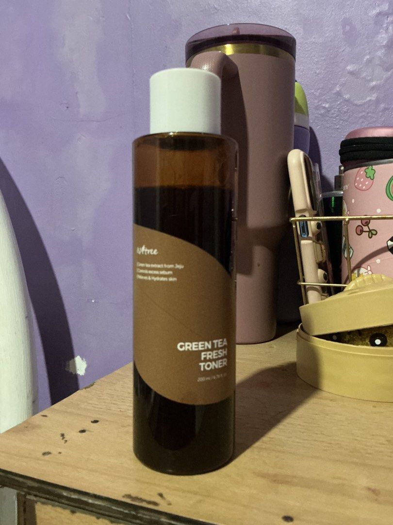 Innisfree Green Tea Fresh Toner 200ml (Category: Face Care) located in Caloocan City. Submitted by opdlovesurjj (Listing ID 1450715346, Image 1). Description: Innisfree Green Tea Fresh Toner. Almost full, only used 5x. RFS: cant make it to work on my skin mod: jnt or lalamove.