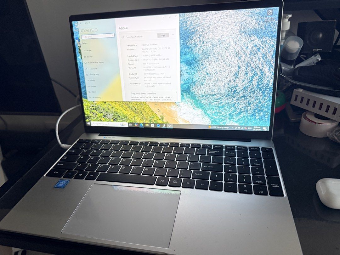 Intel Celeron Laptop513376970154987520