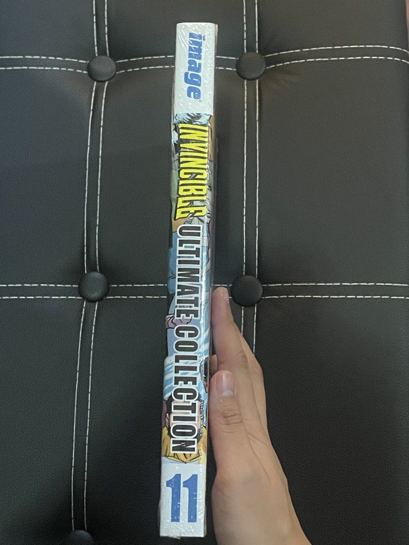 Invincible Ultimate Collection Volume 11 Hardcover SEALED (Category: Comics & Manga) located in San Juan City. Submitted by hobbydump (Listing ID 1450579975, Image 3). Description: INVINCIBLE ULTIMATE COLLECTION VOLUME 11 HARDCOVER SEALED RFS: Upgrading to Omnibus.
