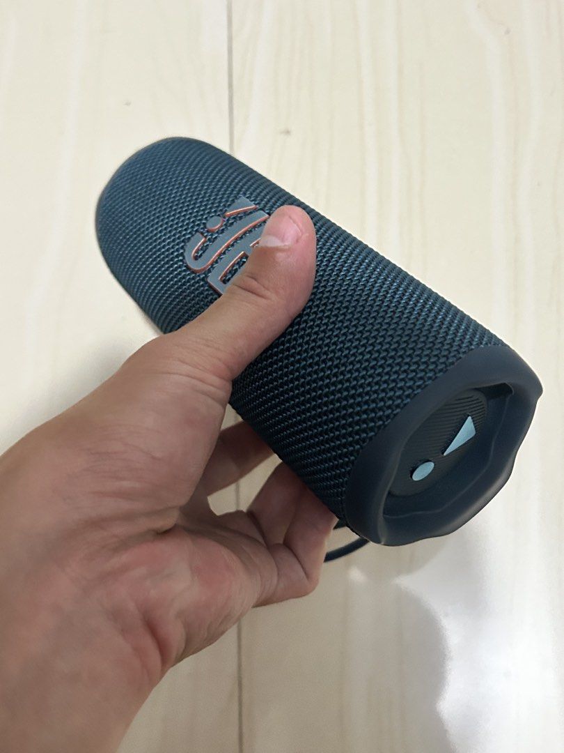 JBL Flip 6 Portable Waterproof Bluetooth Speaker (Category: Soundbars, Speakers & Amplifiers) located in Manila. Submitted by noblewind.bada92 (Listing ID 1450614680, Image 1). Description: - JBL Flip 6 Speaker - Color: Dark Blue - Portable and Waterproof - Bluetooth Connectivity - USB-C Charging Port - Includes Wrist Strap - Excellent Sound Quality for its Size - Easy to Carry Around.