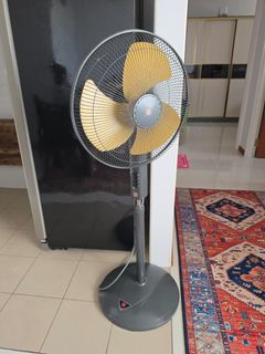 (Category: ) located in . Submitted by graining (Listing ID 1450564698, Image 1). Description: .