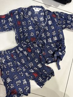 (Category: ) located in . Submitted by shoppeekaboo (Listing ID 1450567809, Image 1). Description: .