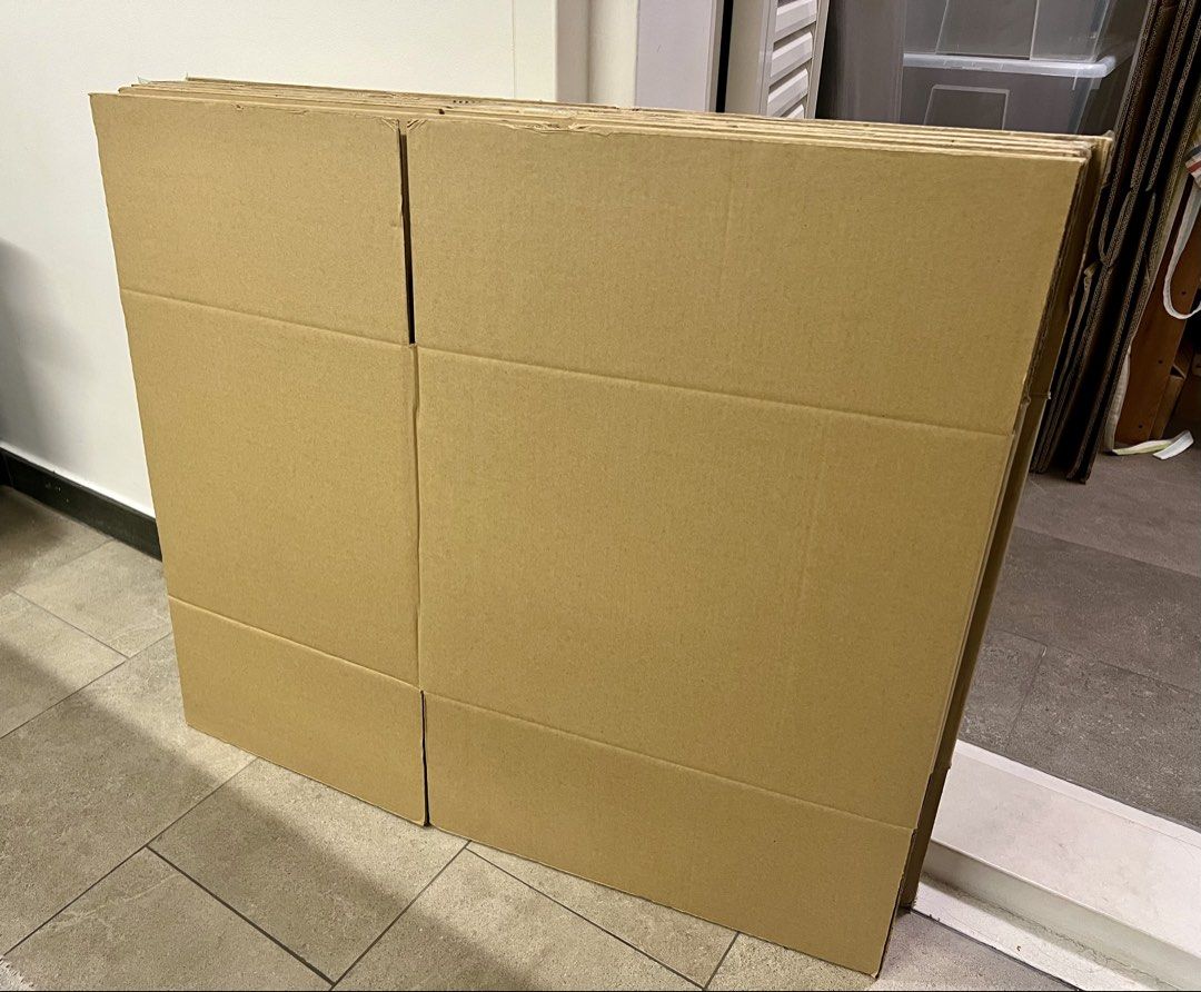 10 Large Boxes for Moving or Storage