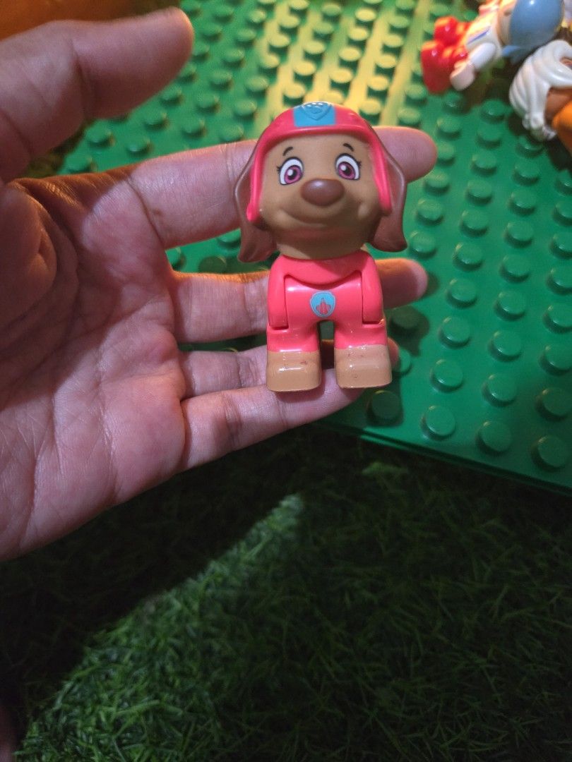 Lego 2 (Kategori: Mainan) berada di Depok. Dikirim oleh rere_reval (ID iklan 1450581770, Gambar 3). Deskripsi: .