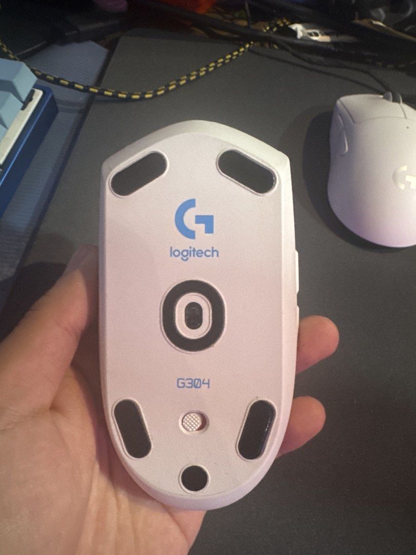Logitech G304 White Wireless Gaming Mouse513951817364285441