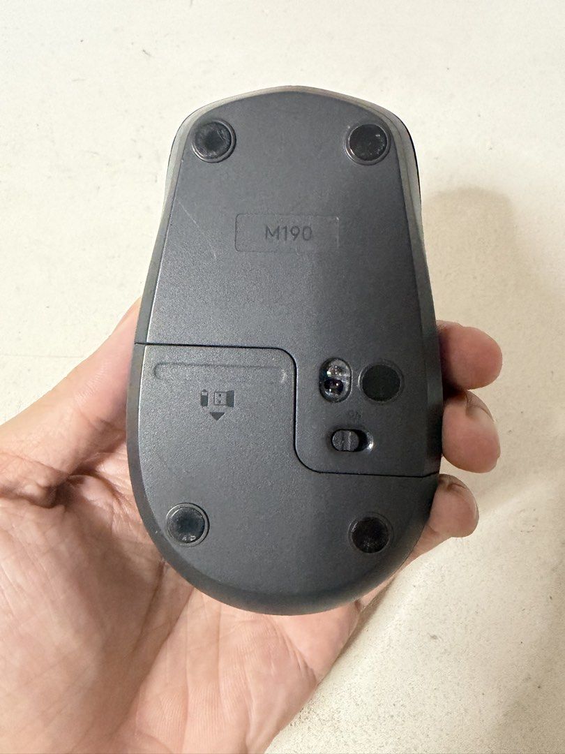Logitech M190 Wireless Mouse513950328061972481