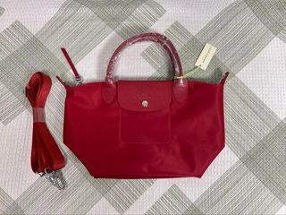（分類：）位於 。 由 scarletteyer 提交（商品編號 1450699192，圖片 1）。簡介： 。