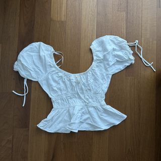 (Category: ) located in . Submitted by bagfulofclothes (Listing ID 1450555450, Image 1). Description: .