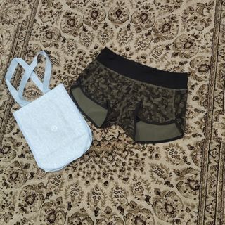 (Category: ) located in . Submitted by pinkblackoctavia.co (Listing ID 1450679709, Image 1). Description: .