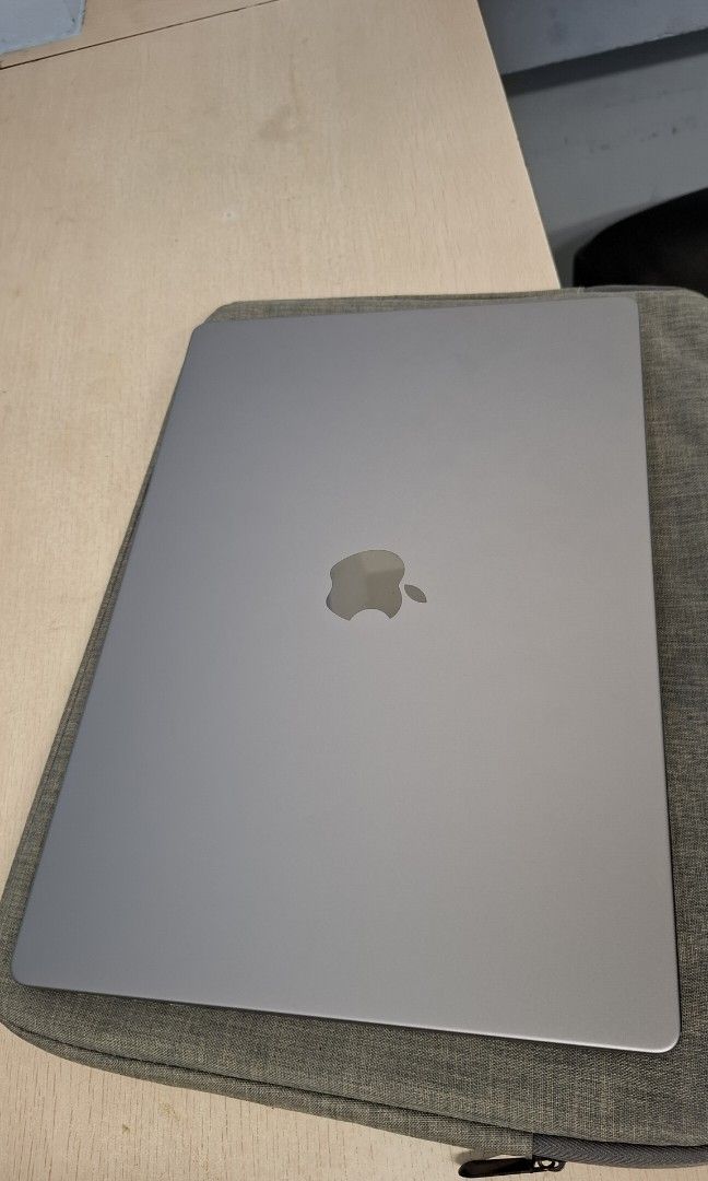 MacBook Pro M1 Pro 16 2021513941459132098567