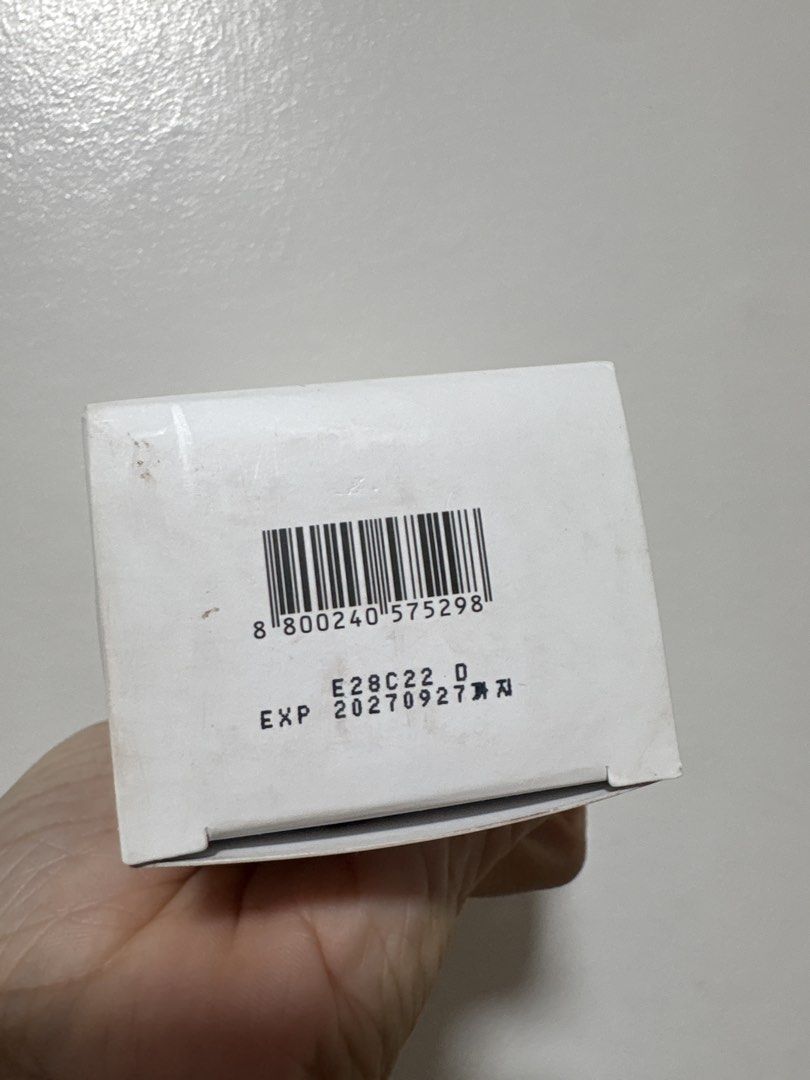 Medicube Zero Foam Cleanser 120g (Category: Face Care) located in Quezon City. Submitted by iris.edit (Listing ID 1450577384, Image 2). Description: - Medicube Zero Foam Cleanser - 120g / 4.23 oz - Deeply cleans pores and fights pollution - Contains Melissa Officinalis Extract & Camellia Japonica Flower Extract - Made in Korea - Expiry Date: September 2027 Seller Notes: • Ships on weekends • No return / exchange • Location: Quezon City • Shipping