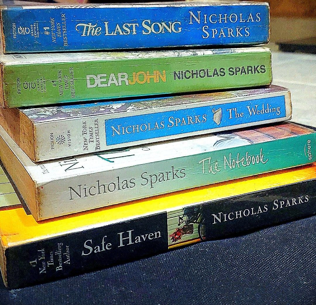 Nicholas Sparks English Novel Collection (Preloved) 📚❤️ (Category: Storybooks) located in Nibong Tebal. Submitted by liya_loges (Listing ID 1450568284, Image 1). Description: Warning: These books may cause crying, emotional damage, and unrealistic relationship expectations. 😂 Price: 📚 RM30 for all 5 books. 📖 RM7 each if you're not ready to commit. 😉 Available Titles: ● The Last Song ●Dear John ●The Wedding ●The Notebook ●Safe Haven Condition