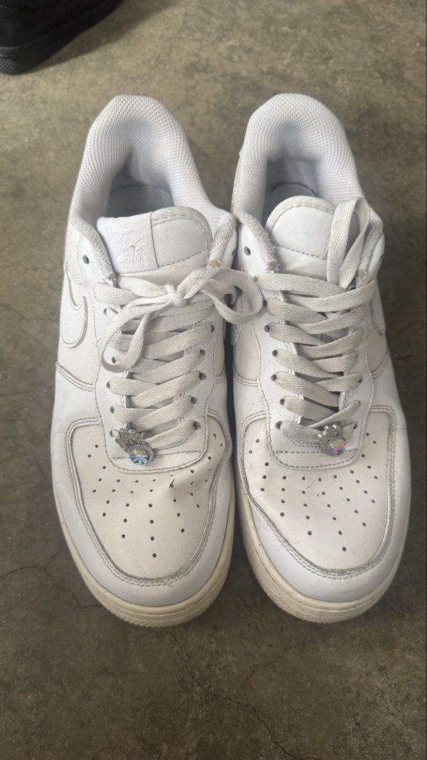 Nike Air Force 1 White Sneakers (Category: Sneakers) located in Marikina City. Submitted by nelcorp (Listing ID 1450543021, Image 1). Description: - Classic white Nike Air Force 1 Low-tops - Adorable charms included on the laces - Perfect for daily wear Madumi lang nabahan nyo nlng dina ksi nagagamit pm sa interested loc marikina.