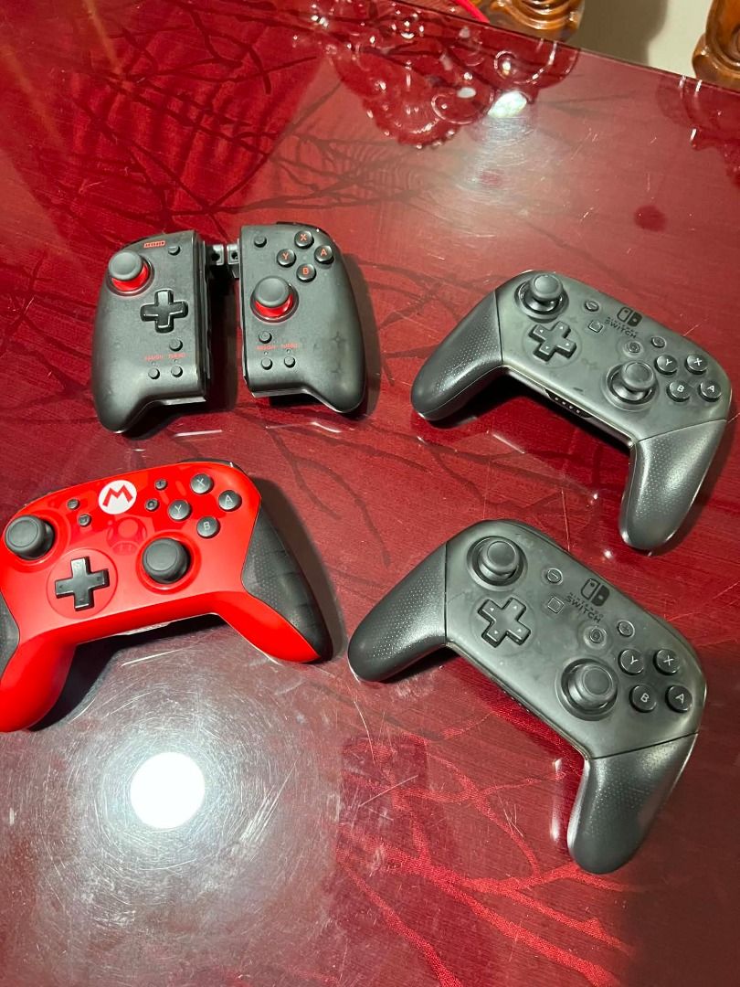 Nintendo Switch Pro Controllers, Joy-Cons, and Games Bundle (Category: Nintendo) located in Caloocan City. Submitted by stephenx.7 (Listing ID 1450542440, Image 2). Description: Official Nintendo Switch Pro Controller - Purchased in Japan 🎮🔥 Lightly Used. Reason for Selling: Upgrading to the Nintendo Switch 2. Message me for more details or photos..
