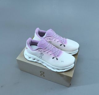 (Category: ) located in . Submitted by khai.uasneakers (Listing ID 1450607603, Image 1). Description: .