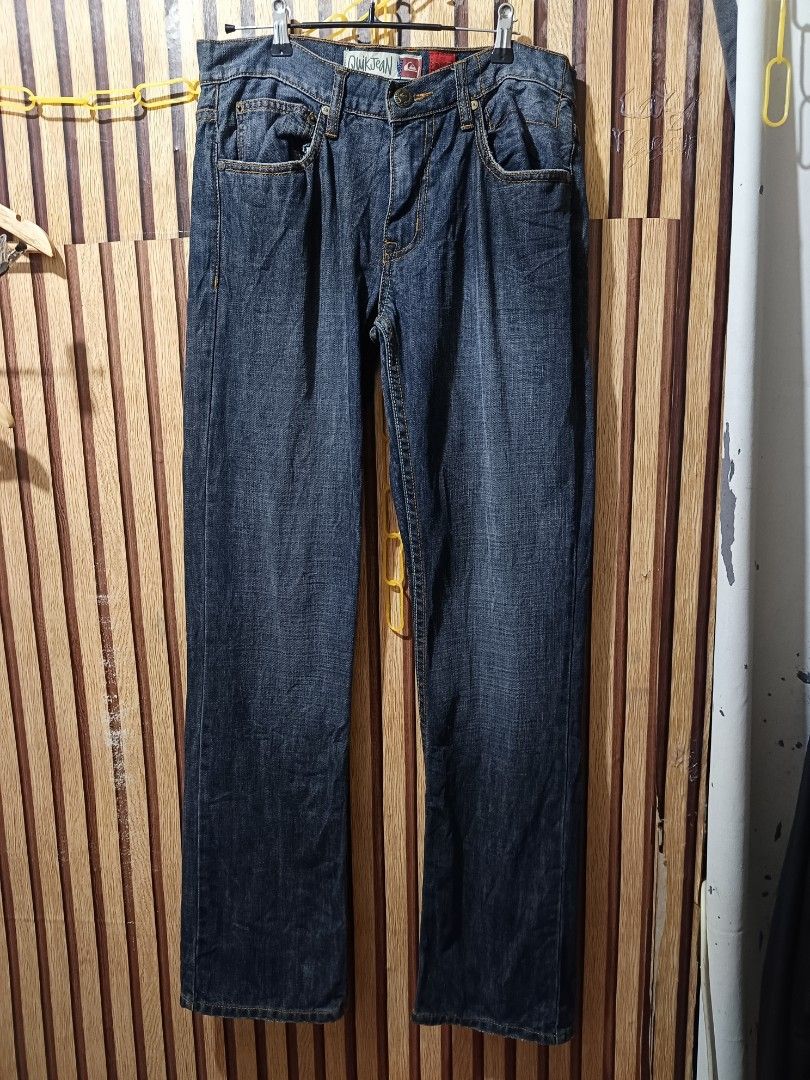 Quicksilver Jeans (Category: Jeans) located in Cebu City. Submitted by negotiableprice22 (Listing ID 1450731766, Image 3). Description: quicksilver Jeans pang y2k gear size 30 on tag Dimes measured on flat surface waistline 31-32 inch length 43 inch hem 8.5 inch available.