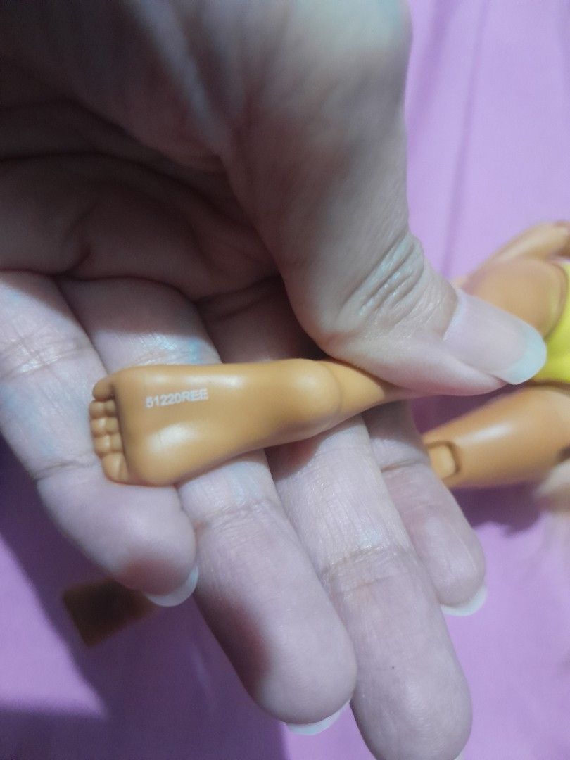 Rainbow High Doll (Category: Figurines & Statues) located in Quezon City. Submitted by warmturtle.ba931b (Listing ID 1444422274, Image 3). Description: Authentic Rainbow High Series 1 Sunny Madison Doll 🌈 Authentic Rainbow High Series 1 Sunny Madison by MGA Entertainment 💛 Nude doll only ✔️ Complete body in good condition 👧 Features Rainbow High's signature inset acrylic eyes with rooted eyelashes 🤸 Highly articulated and poseable with multip