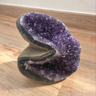 (Category: ) located in . Submitted by dropsof_crystals (Listing ID 1450616274, Image 1). Description: .