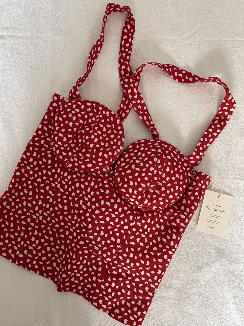 Red Top (Category: Others Tops) located in San Fernando. Submitted by itsmeje (Listing ID 1409005482, Image 3). Description: - Sweetheart neckline - Delicate pattern - Adjustable straps - Lace-up back - Fitted silhouette - Lightweight fabric Perfect for Birthday and Christmas .