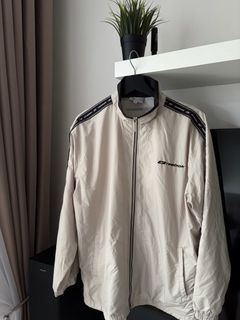 (Category: ) located in . Submitted by matlepp.thrift (Listing ID 1450553536, Image 1). Description: .