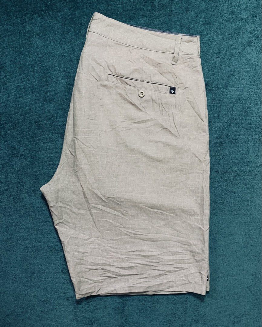 Ripcurl boardwalk (hybrid walkshort) (Category: Shorts) located in Butuan. Submitted by soloutthrift (Listing ID 1450529341, Image 2). Description: Rip Curl Boardwalk Hybrid Shorts (Hybrid walkshort fabric) Waistline : 36-38inch Thigh : 28inch Leg opening : 22inch 350php only📩.