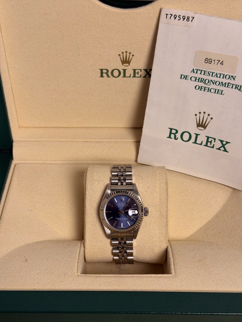 Rolex Datejust 26 (Category: Luxury Watches) located in Quezon City. Submitted by LuxPieces (Listing ID 1450720142, Image 3). Description: Rolex Datejust Size 26mm Stunning blue dial Ref. 69174 Year 1998 Watch and paper only 9/10 condition 265k only.