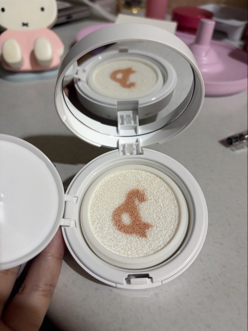 Romand Back Me Tone Up Sun Cushion Sunscreen (Category: Makeup) located in Manila. Submitted by declutterpony (Listing ID 1450691472, Image 1). Description: Swatched once; ‘di bagay sa skintone ko .