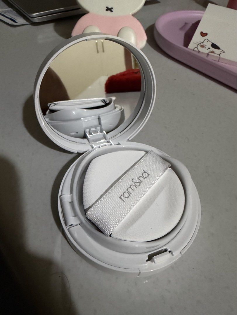 Romand Back Me Tone Up Sun Cushion Sunscreen (Category: Makeup) located in Manila. Submitted by declutterpony (Listing ID 1450691472, Image 2). Description: Swatched once; ‘di bagay sa skintone ko .